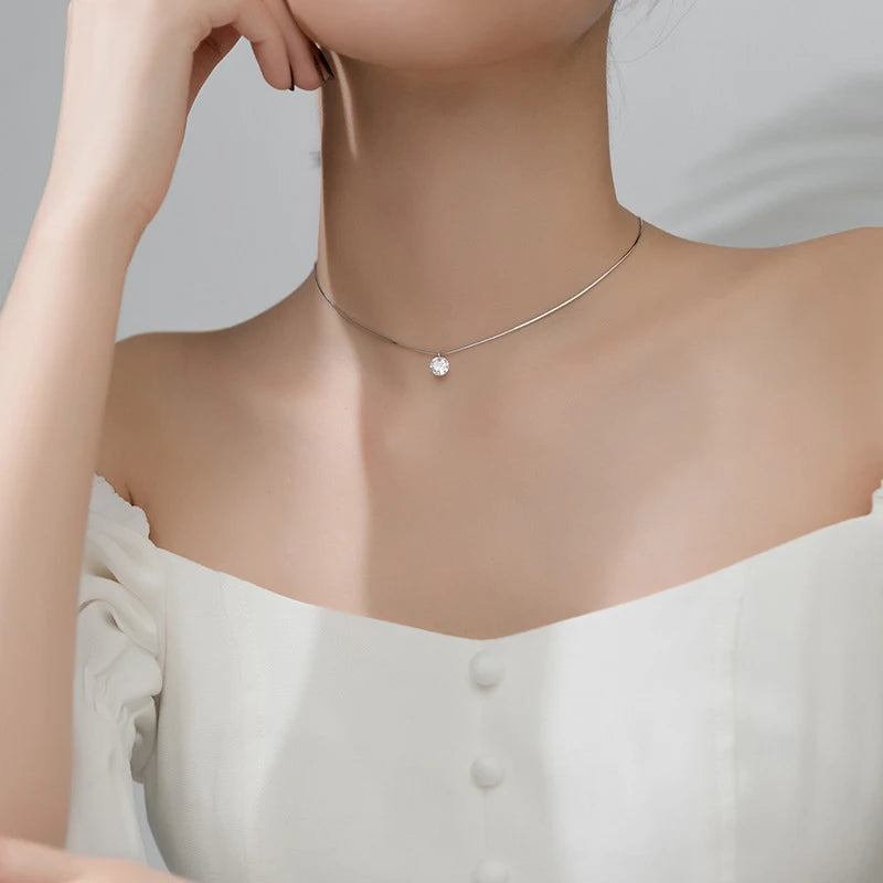 Dazzling Choker Zircon Round Pendant