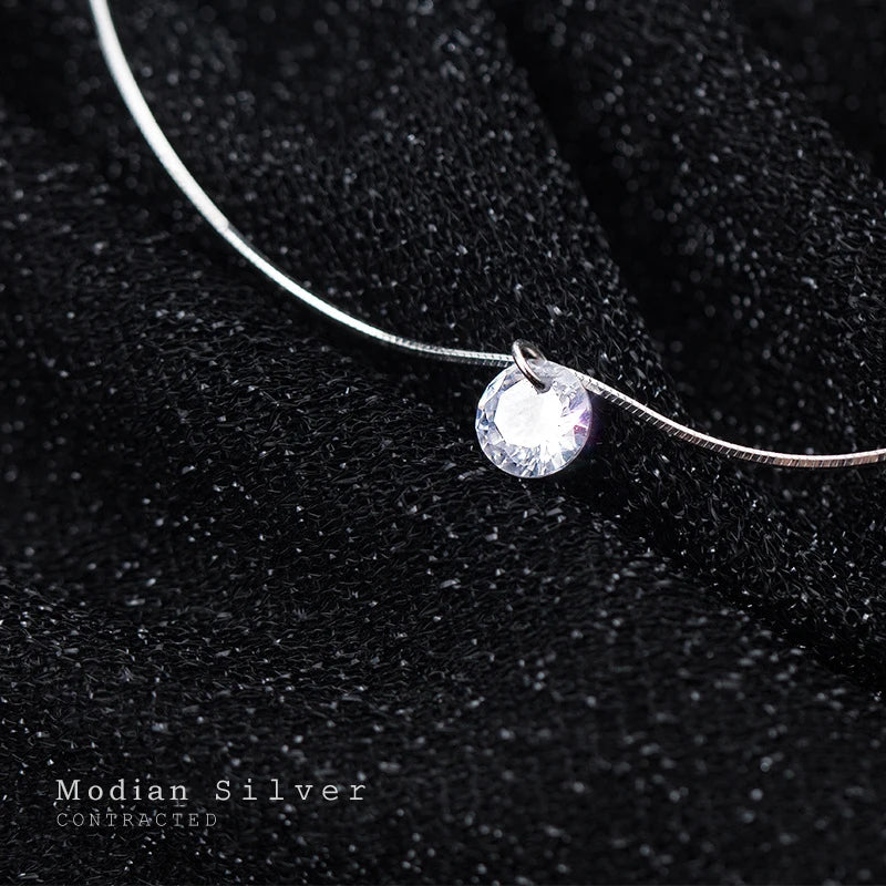 Dazzling Choker Zircon Round Pendant
